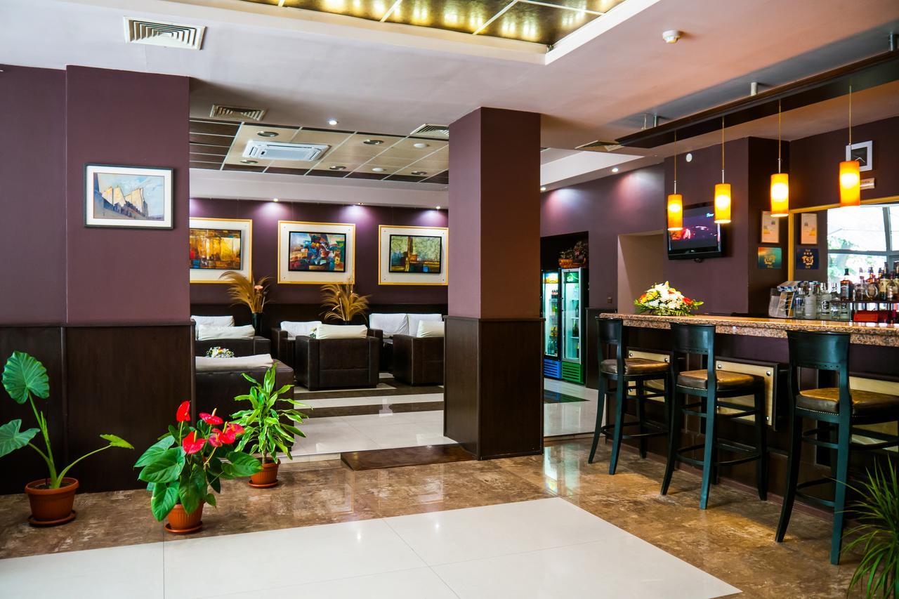 Hotel Kabile Ямбол Экстерьер фото